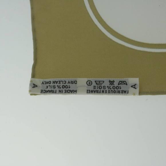 HERMES Carre 90 Flora Graeca Scarf Silk Beige Multicolor Auth am5676 - Picture 15 of 15